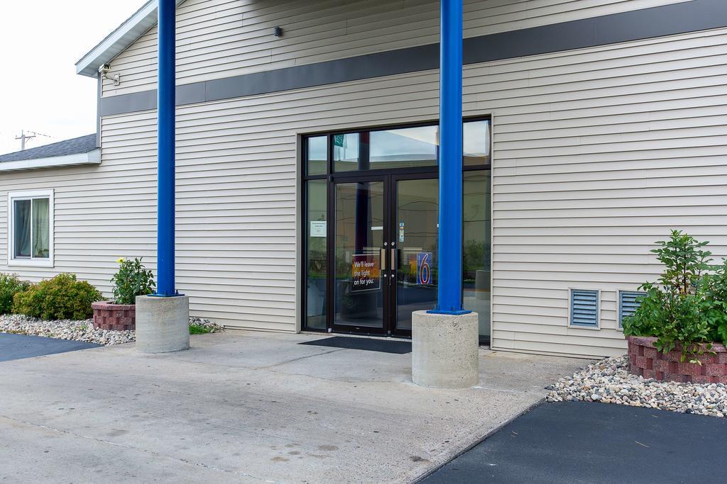 Motel 6-Baraboo, Wi - Lake Delton-Wisconsin Dells ภายนอก รูปภาพ